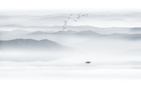 意境水墨山水画