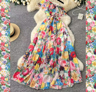 多彩印花长款连衣裙展示