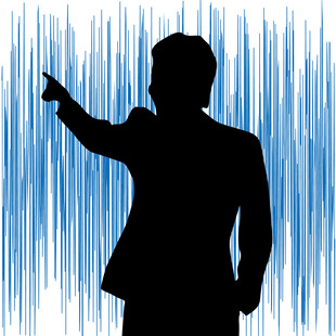 商务人士指向前方剪影