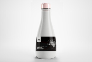 包装瓶样机白色瓶身效果图饮料瓶