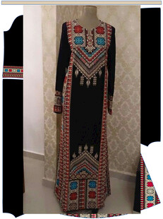 民族风长款刺绣连衣裙