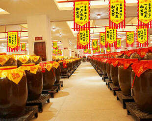 酒坊大酒坛陈列直播间