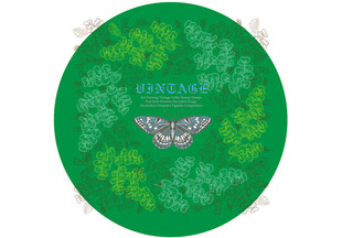 绿色圆形蝴蝶装饰图案