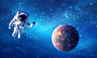 宇航员星空背景图