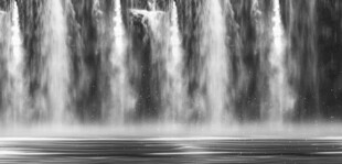 水墨瀑布山水国画