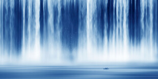 流水生财瀑布山水画